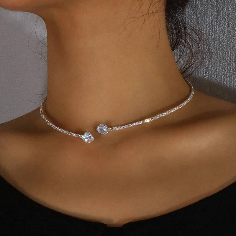 Rhinestone Heart Choker Necklace – Silver, Open Collar Design, Elegant & Simple Women’s Jewellery. - Trenvo
