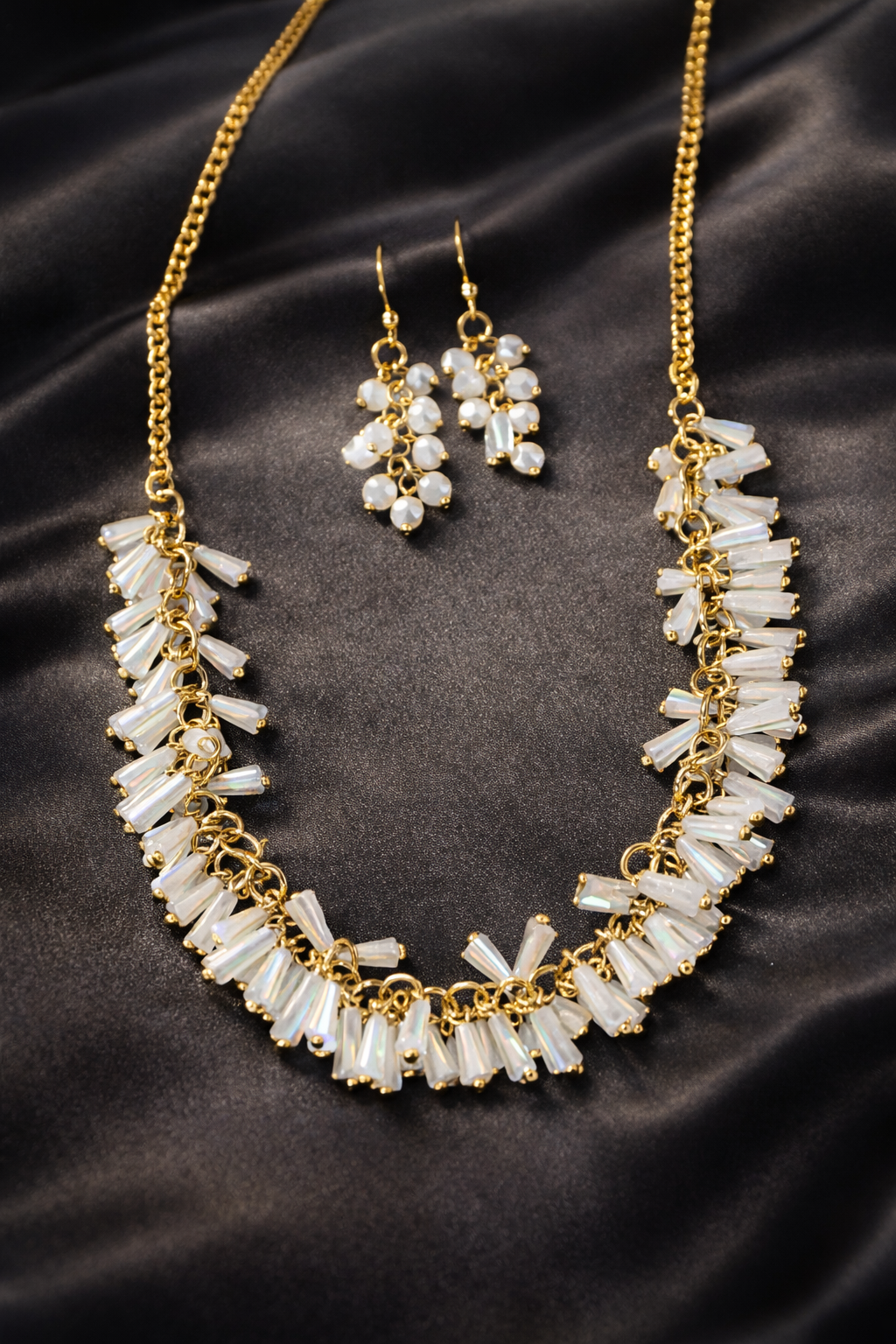Ivory Sparkle Drop Necklace Set  ✨ - Trenvo
