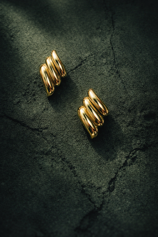 Golden Ripple Stud Earrings – Anti-Tarnish Everyday Luxe ✨ - Trenvo