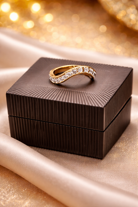 Golden Wave Crystal Ring ✨ - Trenvo