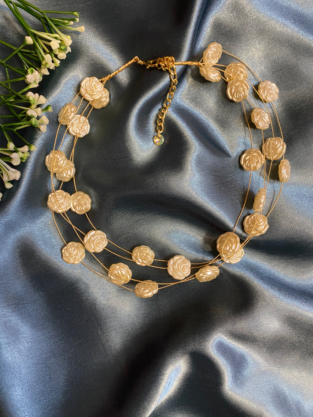 Rose Pearl Daydream Necklace ✨ - Trenvo