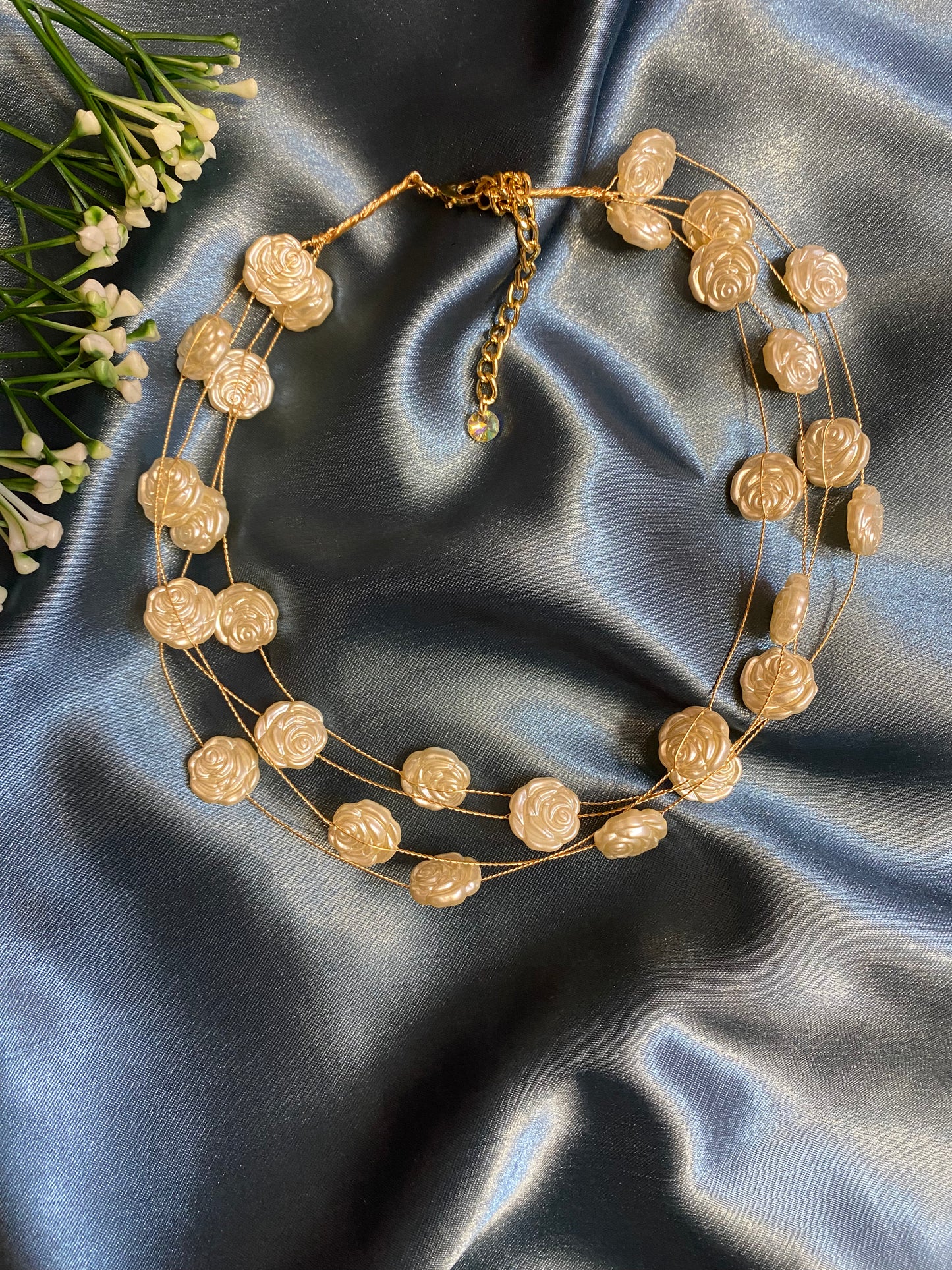 Rose Pearl Daydream Necklace ✨ - Trenvo