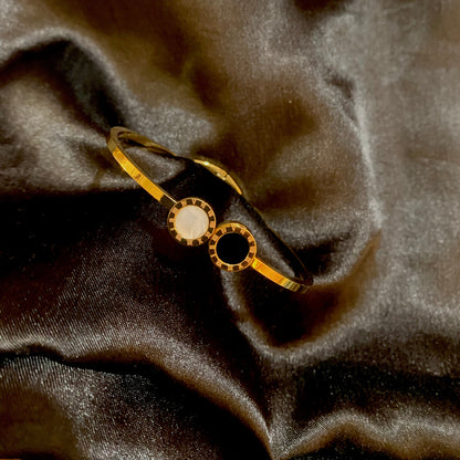 Moon & Midnight Bracelet ✨ - Trenvo