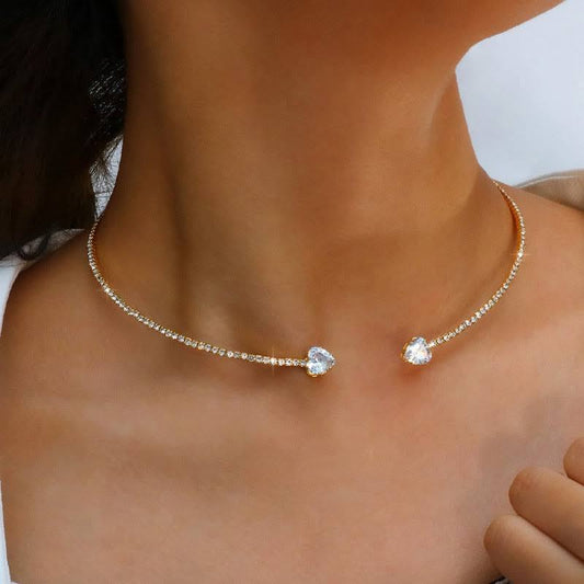 Rhinestone Heart Choker Necklace – Silver, Open Collar Design, Elegant & Simple Women’s Jewellery. - Trenvo